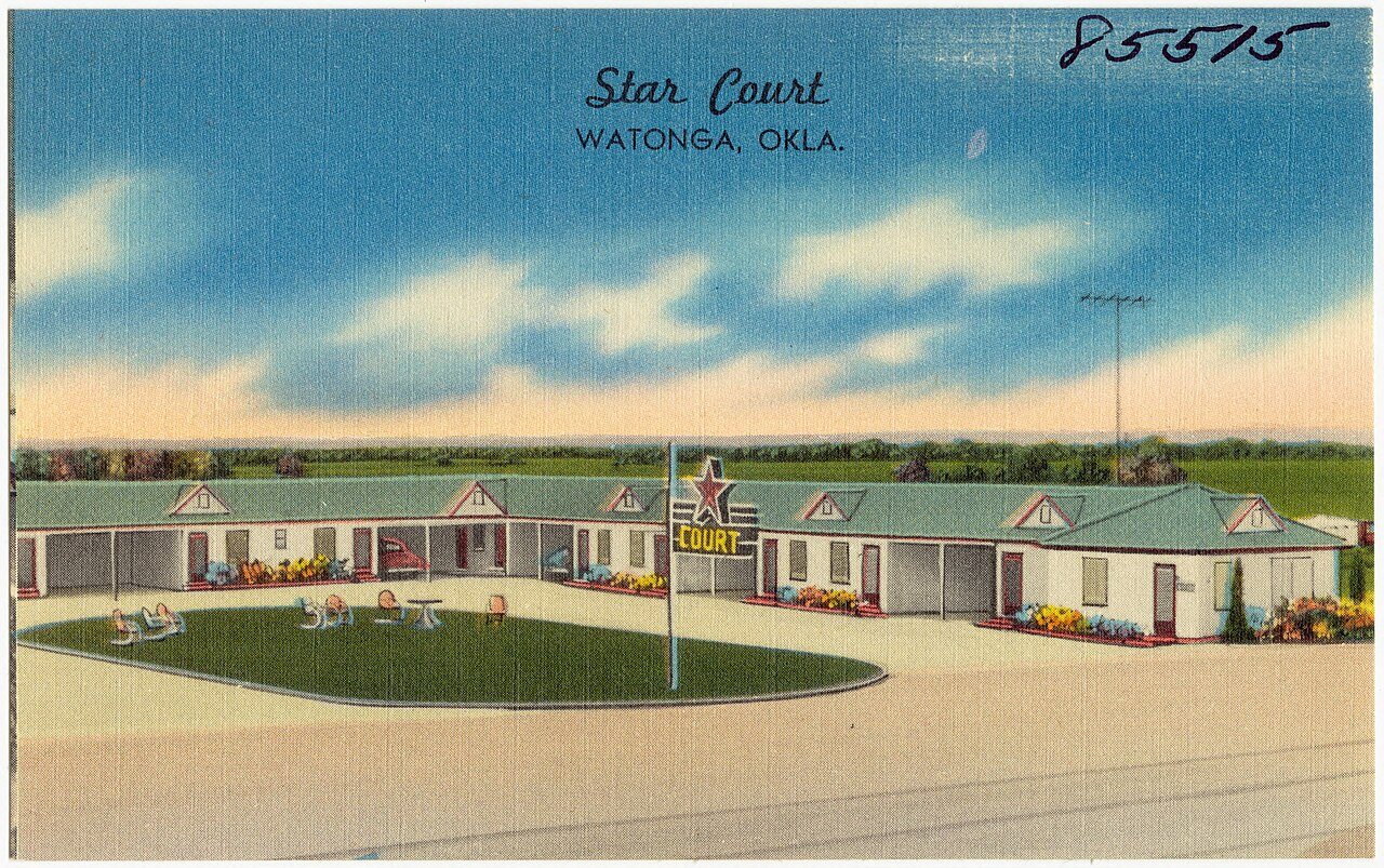 Star Court, Watonga, Okla (85515)