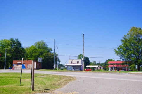 Douglas-Hwy75-al