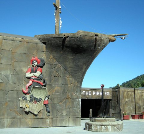 Glendale High School pirate