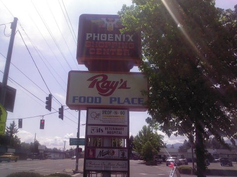 PhoenixOregonShoppingCentrSign