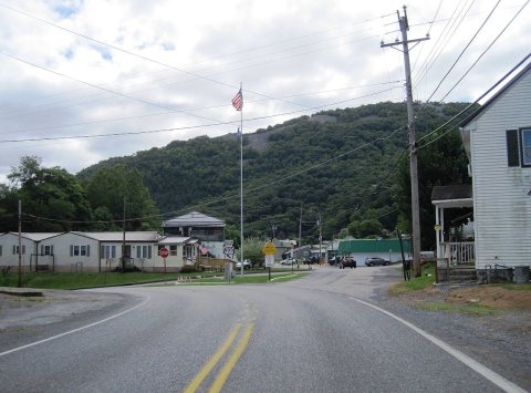 PA 655 nb in Mapleton (2), Aug. 2024