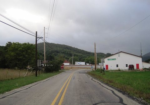 New Baltimore Road wb entering New Baltimore, PA, Aug. 2024