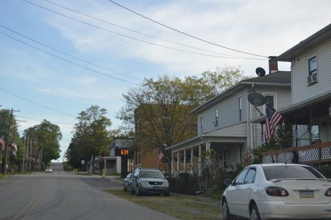 Main above Third