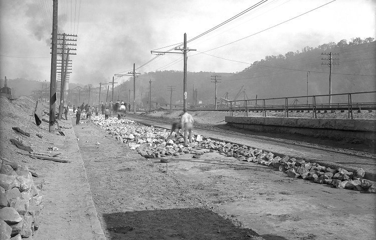 Laying Telford, Aspinwall, Pennsylvania, 1908