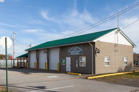 Elderton Plumcreek Park Community Building