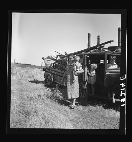 Migrant agricultural labor family. Tenant farmer with six children, refugees from Texas, near Wasco, California. "Peopl…