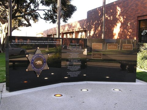 Lakewood sheriff monument