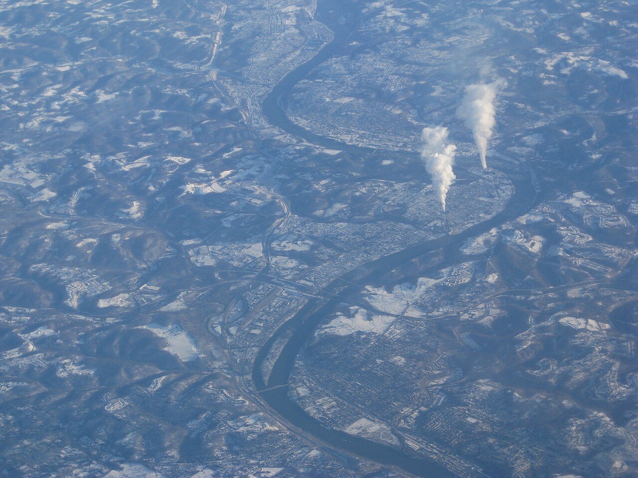Cheswick, Pennsylvania - Airborne Batimore to Minneapolis