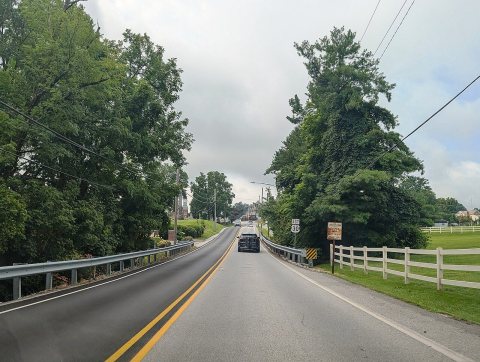 PA 194 sb approaching US 30, Abbottstown, July 2025
