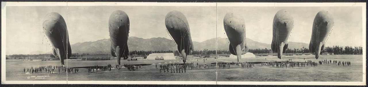 Balloons at rest
