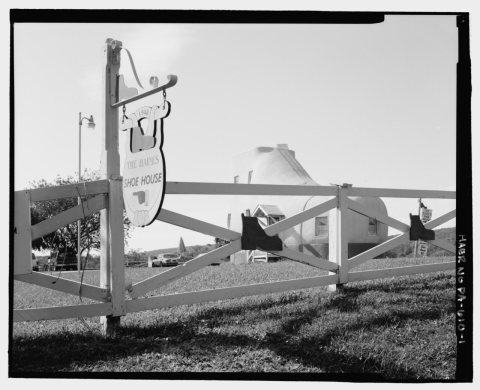 ENTRANCE SIGN AND FENCE. LOOKING NW. - Haines Shoe House