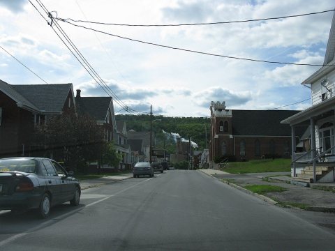 1791 - Roaring Spring - Main St approaching Grand St