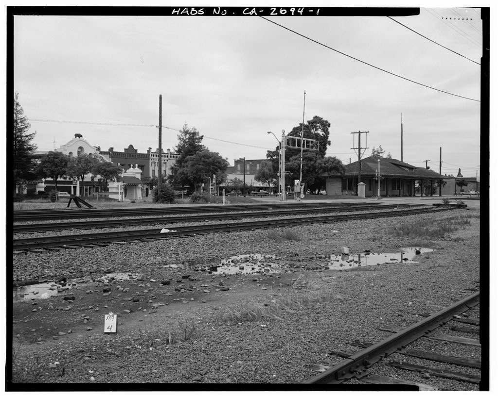 Southern Pacific Passenger Depot, 2 North Sacramento Street
