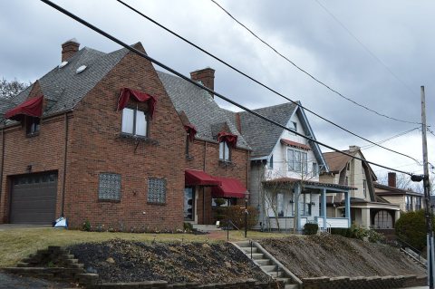 Ridgewood Avenue in