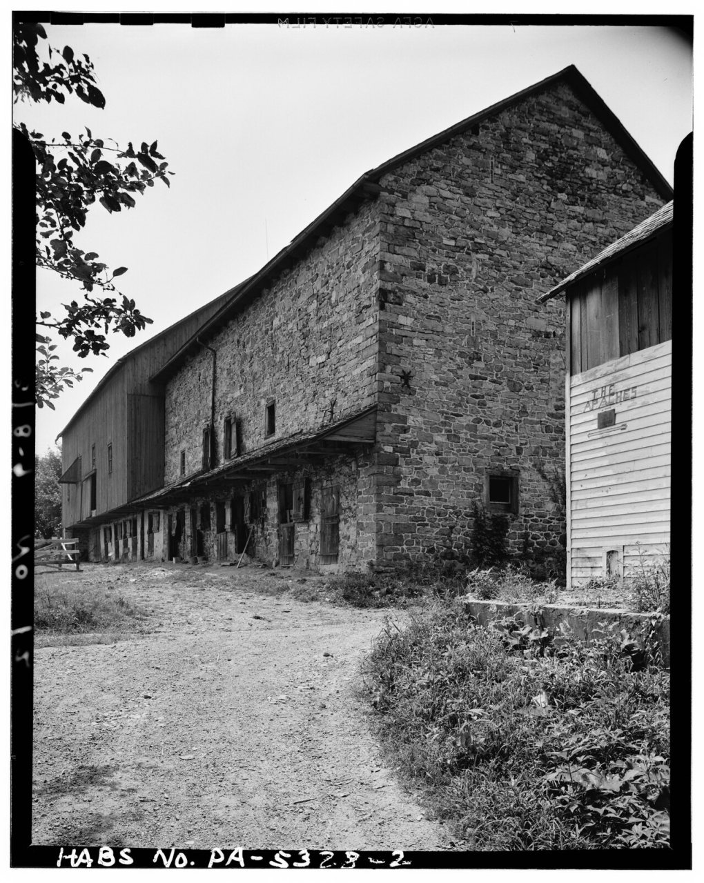 OBLIQUE VIEW - Stone Barn, Water Street, Lower Saucon Township
