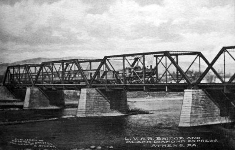 Black Diamond Express on Lehigh Valley bridge