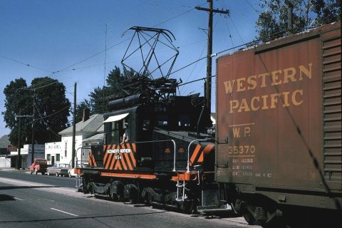 654 on Bridge st - Flickr - drewj1946