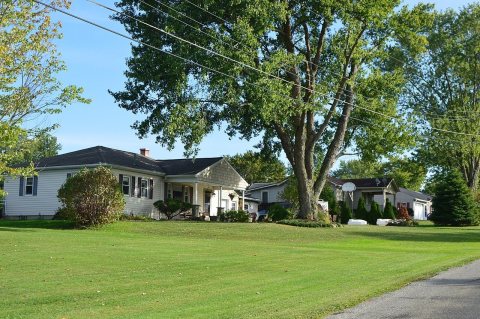 Milton south of Nora