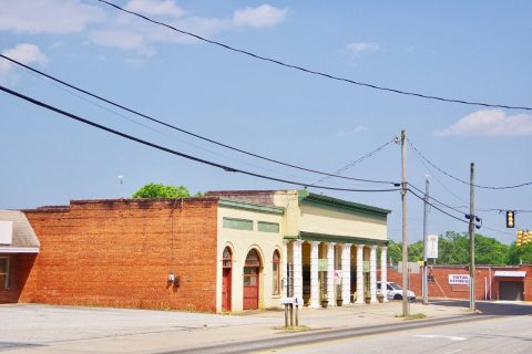 West-Union-Main-St-businesses-sc
