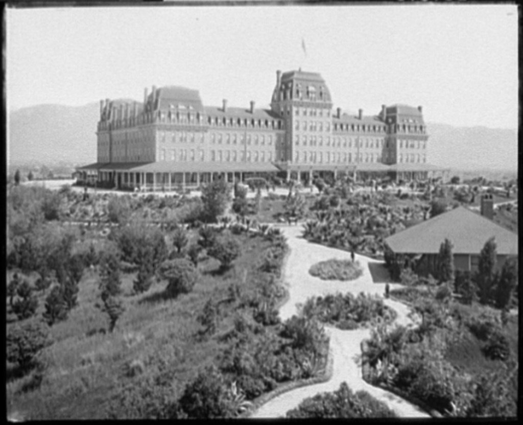 Hotel Raymond