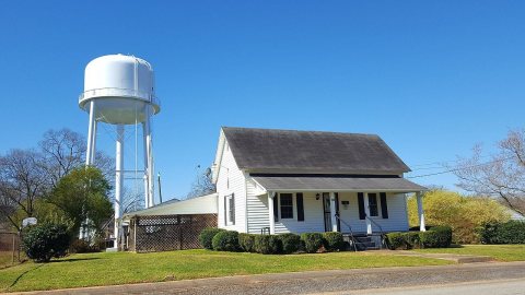 Pelzer Mill House and Water Tower