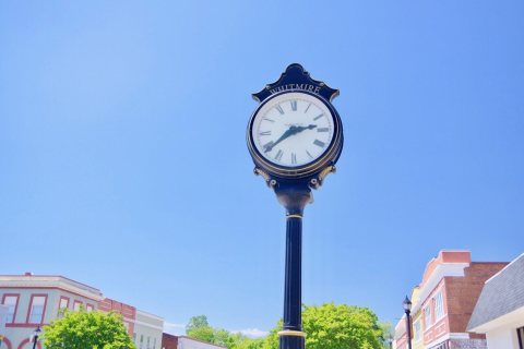 Whitmire-street-clock-sc