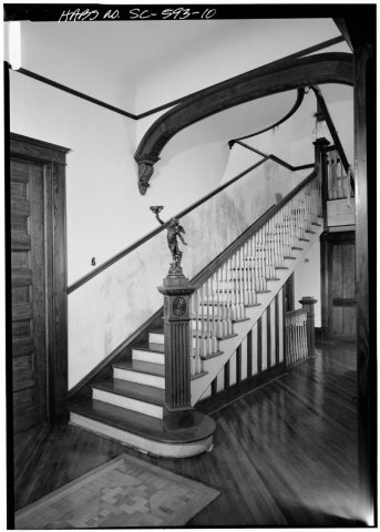 INTERIOR, FIRST FLOOR, CENTRAL STAIRWAY, LOOKING SOUTH - Joseph Banks House, 104 Dantzler Street, Saint Matthews, Calho…