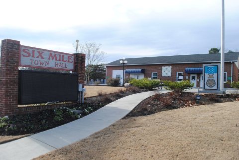 SixMileSCTownHall