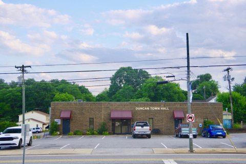 Duncan-Town-Hall-sc