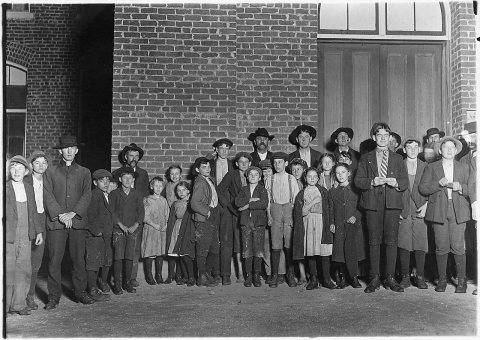 A few of the employees in the Clinton Mills, going home from work. Many others as small were in evidence. Supt.... - NA…