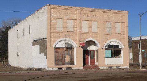 Geddes, South Dakota, Struve Block from SE 1
