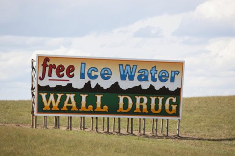 Wall Drug billboard: "Free Ice Water," Wall, South Dakota