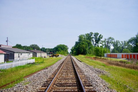 Gates-RR-tracks-tn