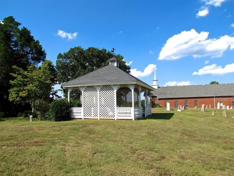 Calhoun-FBC-gazebo-tn1
