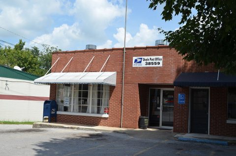 Post office in Doyle Tennessee 8-23-2014