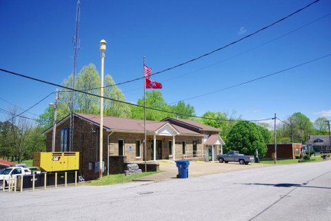 Bruceton-City-Hall-tn