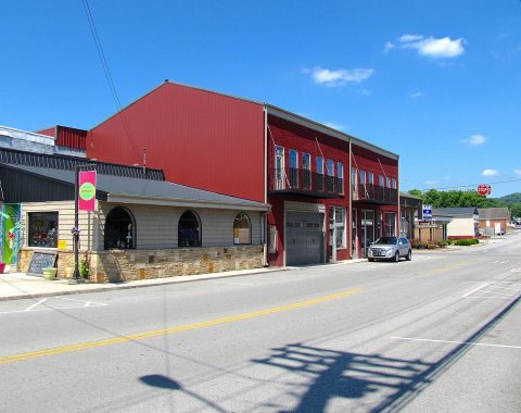 Celina-Lake-Avenue-tn1