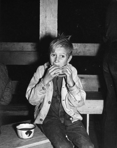 Hungry Boy, Shafter, California, November 1938