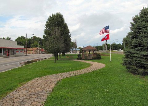 Spring-City-park-tn1