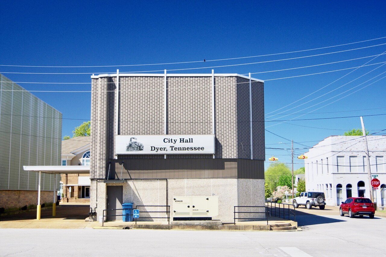 Dyer-City-Hall-tn