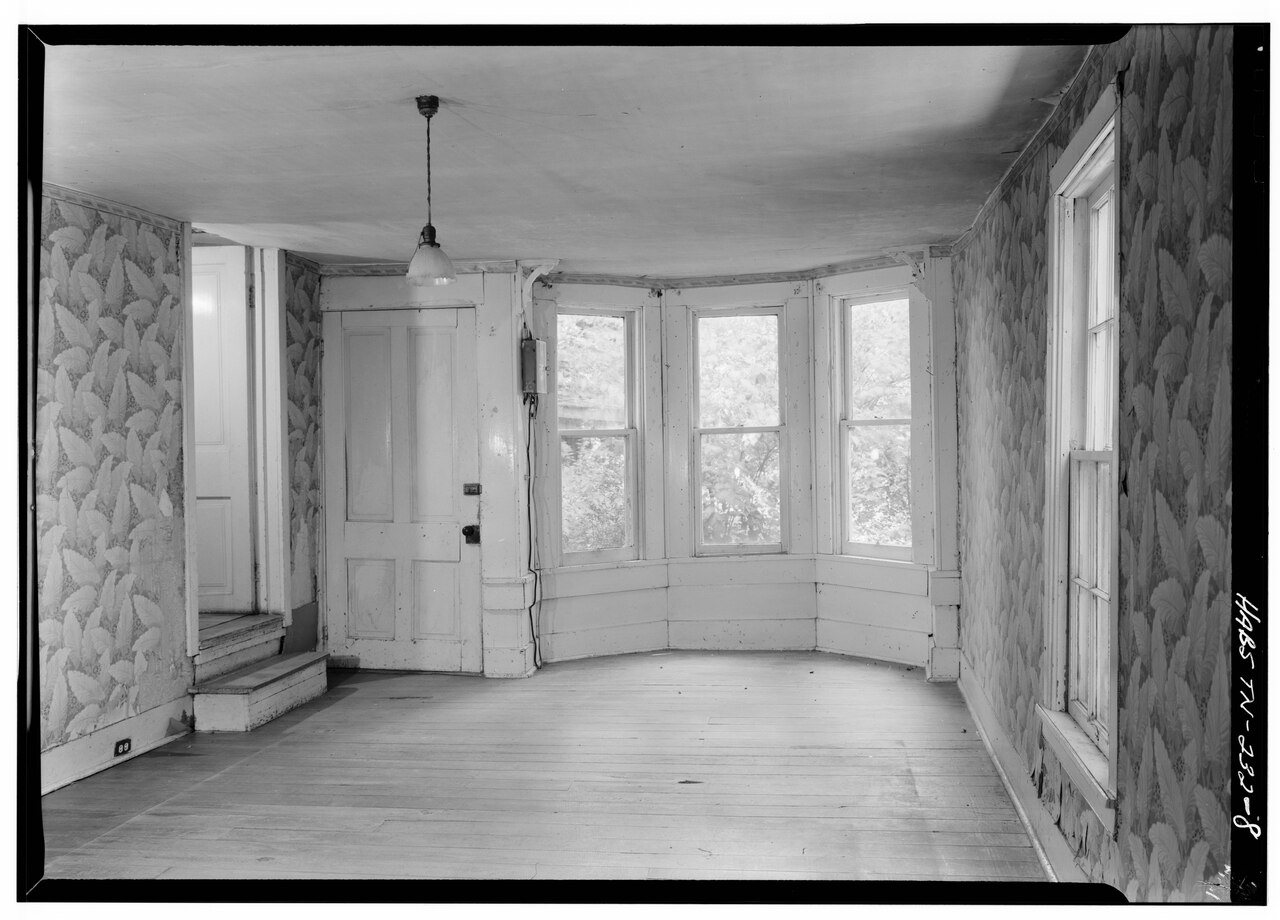 INTERIOR PERSPECTIVE OF SOUTHWEST ROOM, FIRST-FLOOR, SHOWING BAY WINDOW SURROUNDS - Dover Hotel, Petty Street