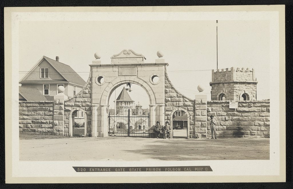 Entrance gate, state prison