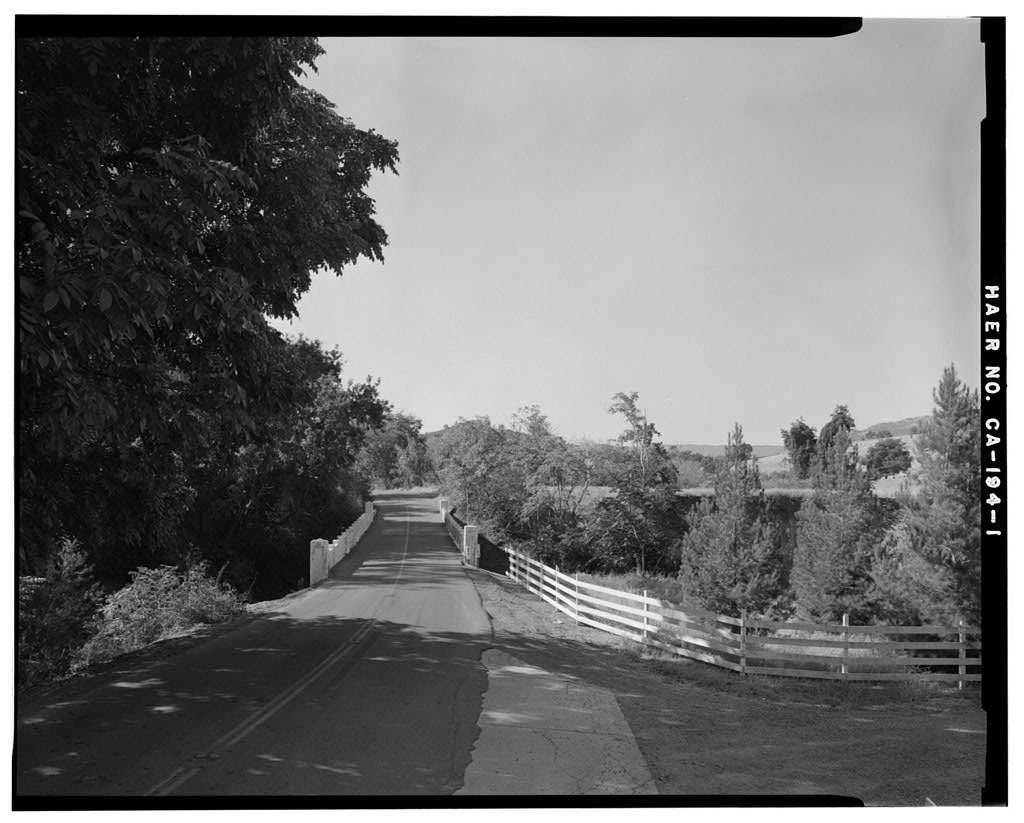 Pleasants Valley Road Bridge, Spanning Pleasants Creek at Pleasants Valley Road