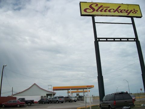 Stuckeys, I-40 Exit 18