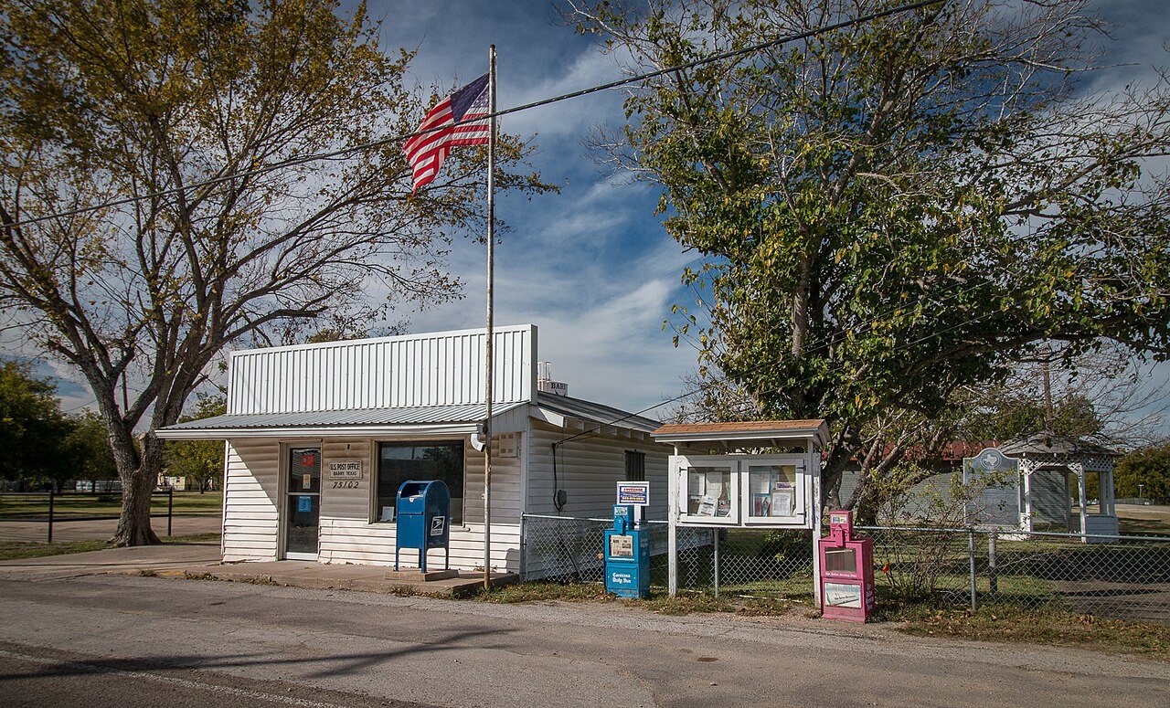 Barry Texas Wiki (1 of 1)