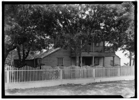 Historic American Buildings Survey, Harry L. Starnes, Photographer April 30, 1936 FRONT ELEVATION. - H. H. Boggess Hous…