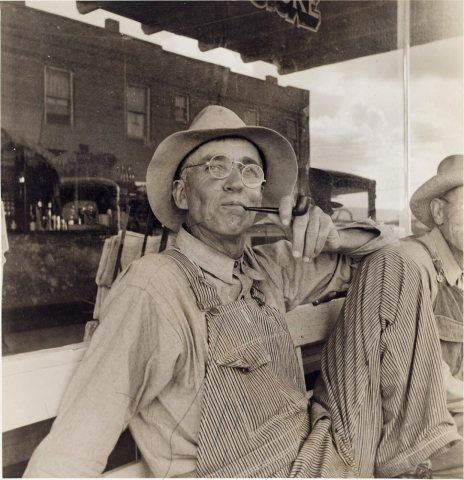 Dust Bowl farmers of west Texas in town