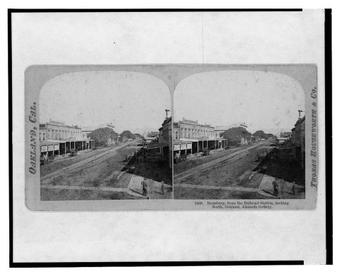 Oakland, Cal. Broadway, from the railroad station, looking North