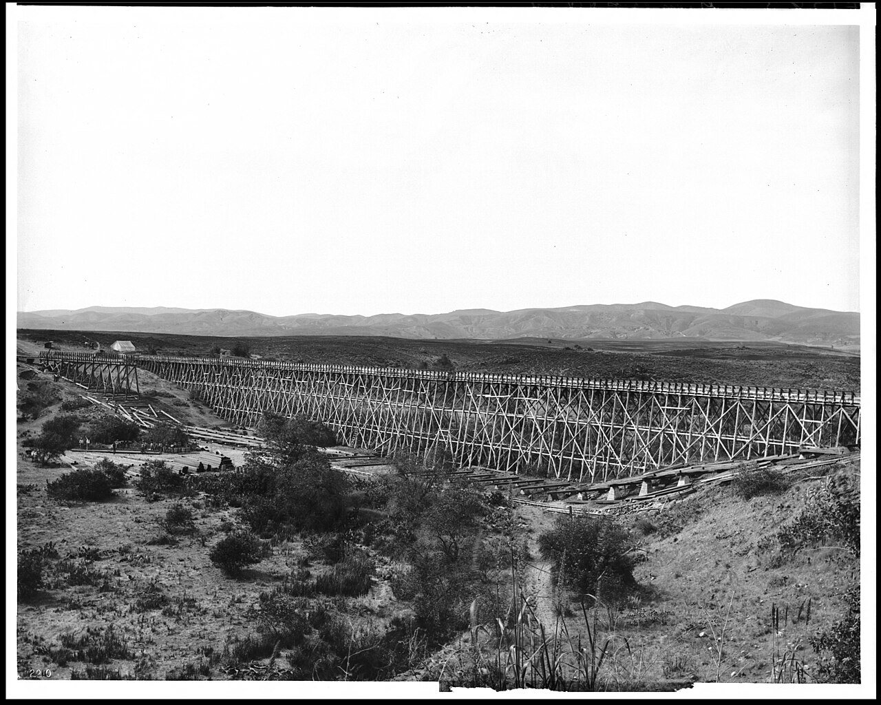 Construction of the Anaheim flume for transporting water, ca.1898-1901 (CHS-2210)