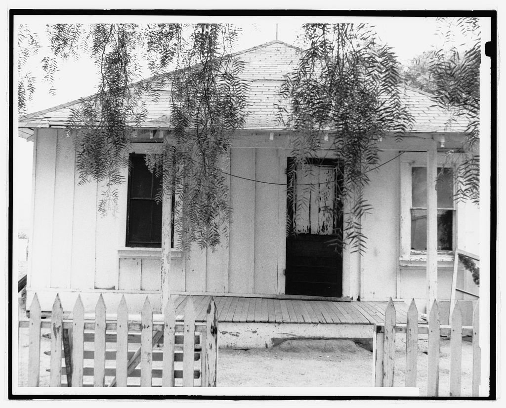 Irvine Ranch Agricultural Headquarters, Boyd Tenant House, Southeast of Intersection of San Diego & Santa Ana Freeways